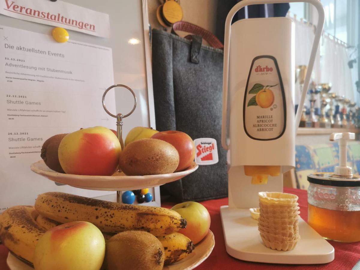 Oberauer Wagrain - Die Eco Familien Hotelpension B&B Esterno foto