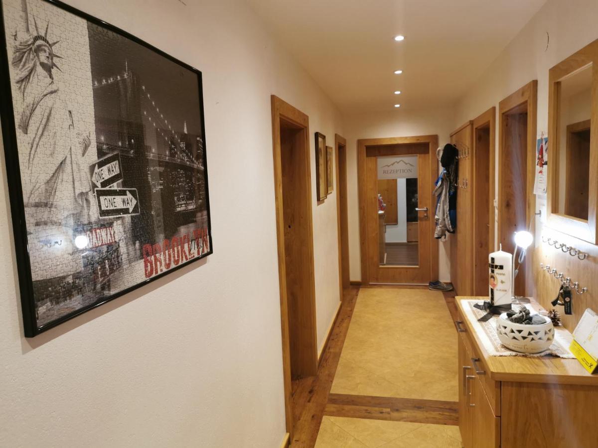 Oberauer Wagrain - Die Eco Familien Hotelpension B&B Esterno foto